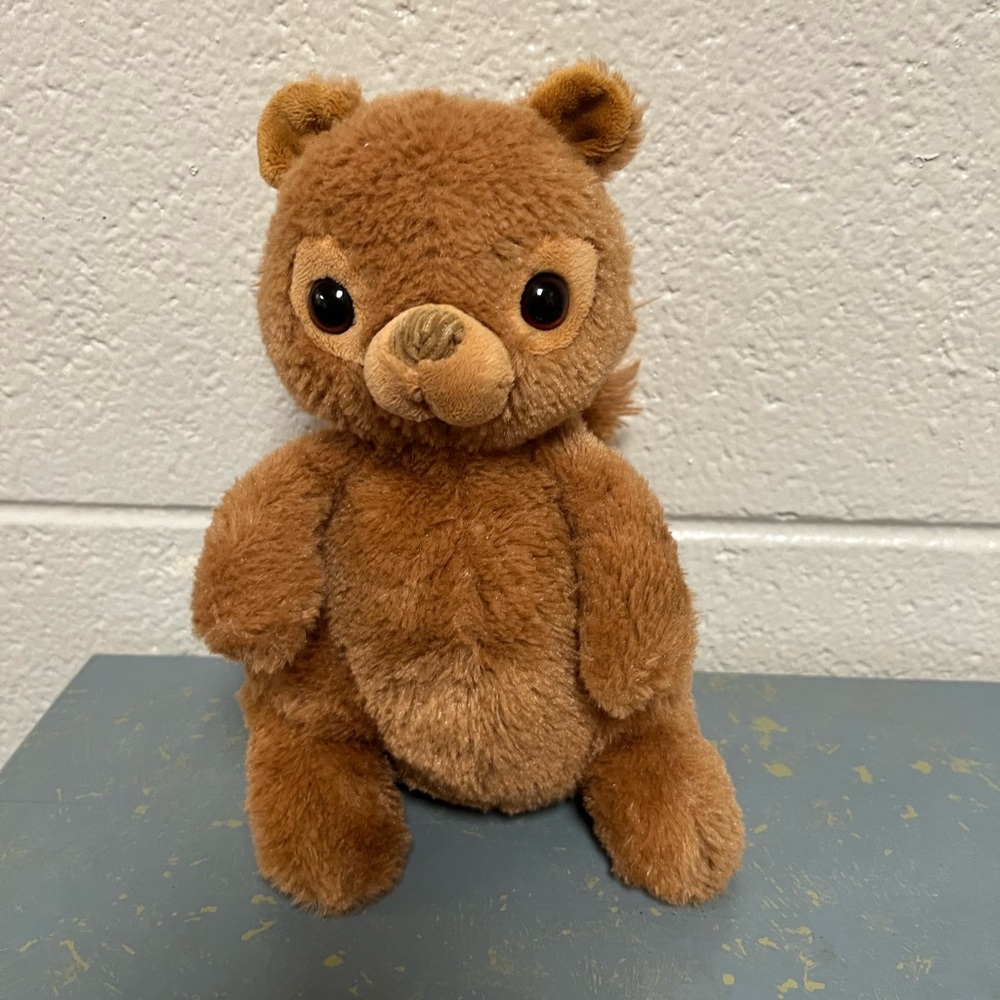 GUND “Cashew” Brown Squirrel 8" Stuffed Animal/Plush - In great condition